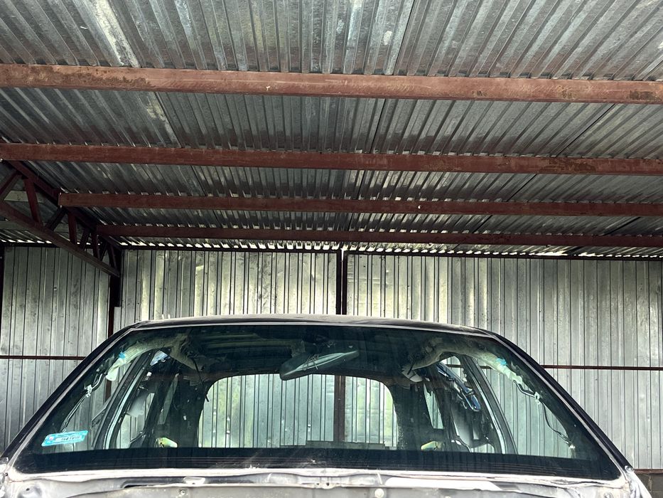 Toyota T25 Avensis Szyba Czołowa Grzana