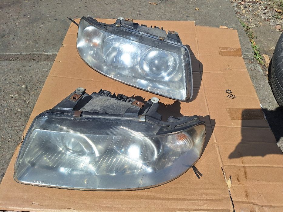 Lampa reflektor audi a3 lewa prawa