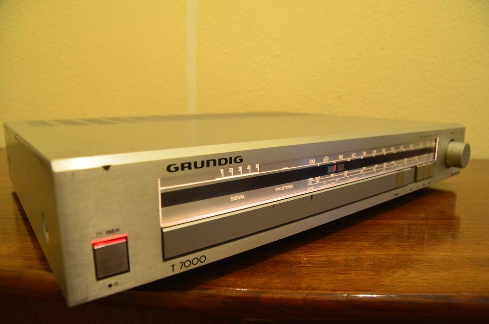 Rádio Grundig T 7000