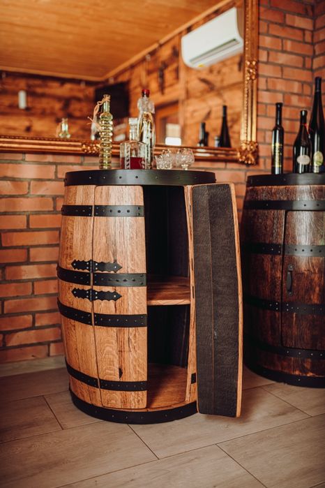 Stylowy barek z beczki dębowej – solidne wykonanie |