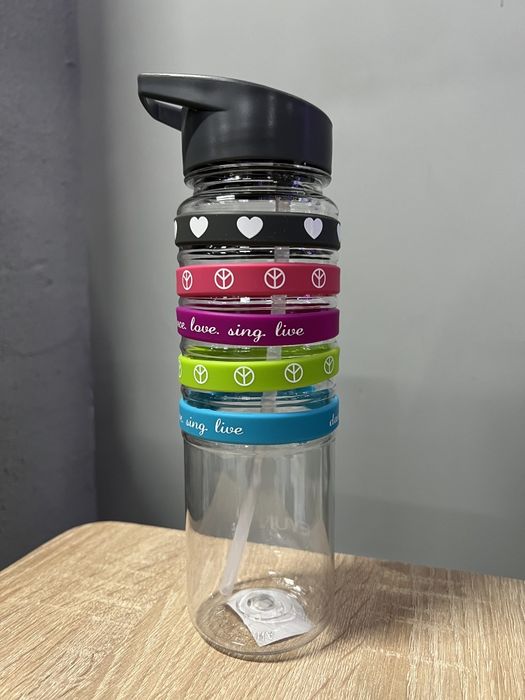 Спортивна пляшечка для води з трубочкою