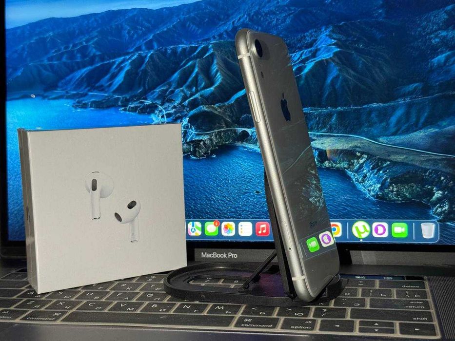 iPhone XR White Neverlock. Ідеальний стан. Комплект. На подарунок