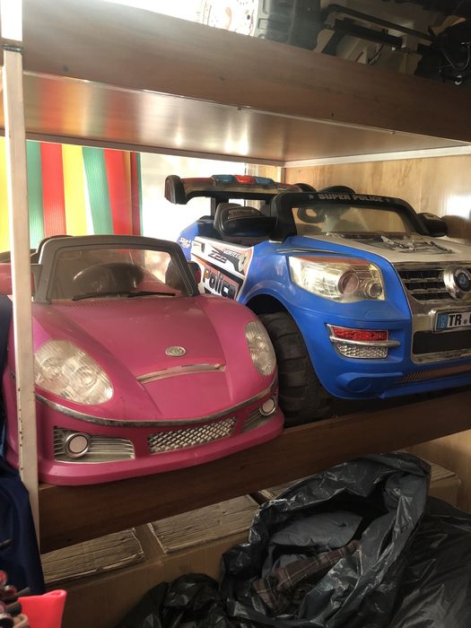 Электромобили с витрины без аккумуляторов , пол цены