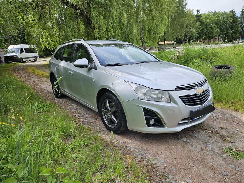 Chevrolet Cruze 2013  рік 1.7 дизель для військових