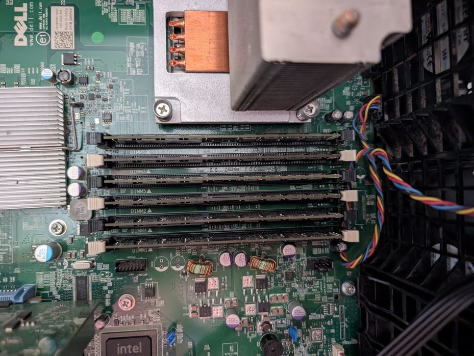 PC Dell T3500 com 24gb e quadro 2000 usado