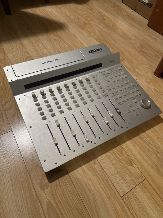 Icon Qcon - kontroler DAW