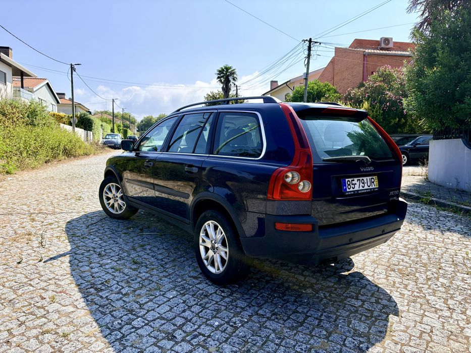 Volvo XC90 D5 AWD - 7 lugares