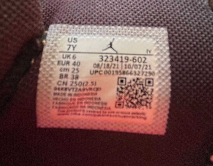 Różowe Air Jordan 6 Rings od mojego ex - pozbywam się ich w cholerę!!!