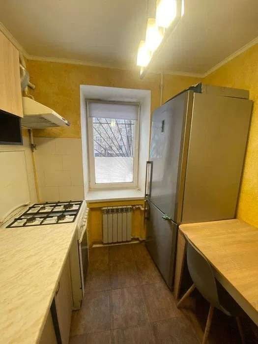 1 кімнатна квартира поблизу Областної лікарні на низькому поверсі. Можно по програмам!
