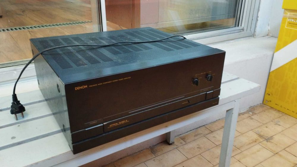 Denon POA-2400 - Amplificador de Potência Optical Class A (2x 200W RMS)