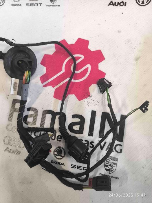 Fechadura / Fecho Porta Trás Esquerdo AUDI A3 2.0 TDI (105 kW / 143 cv) [09.2012 - 10.2020] 8V5971687E (OEM)