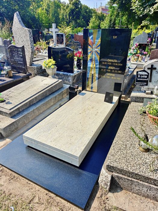 Kamieniarstwo GranArT (Nagrobki cała Polska )