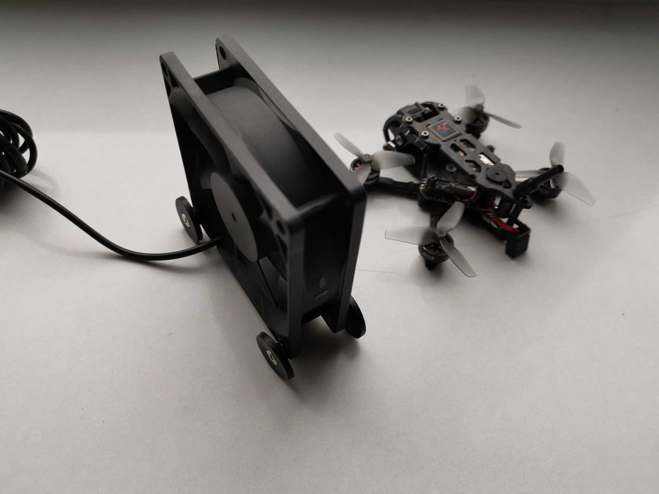 Chłodzenie do FPV podczas konfiguracji w BetaFlifht / ESC configurator / VTX DJI update