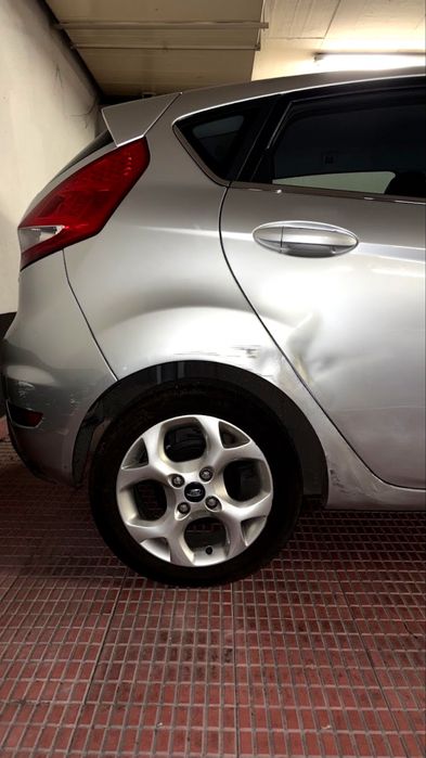 Ford Fiesta 2010 gasolina