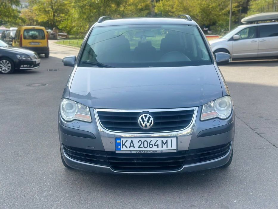 Volkswagen Touran 2007 року, 1.4 TSI, DSG DQ250