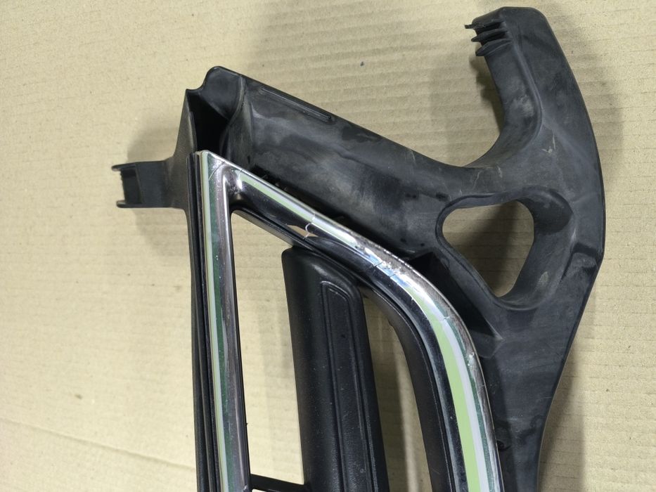 Оригінальна верхня решітка радіатора Ford Mondeo 4(Форд Мондео 4)