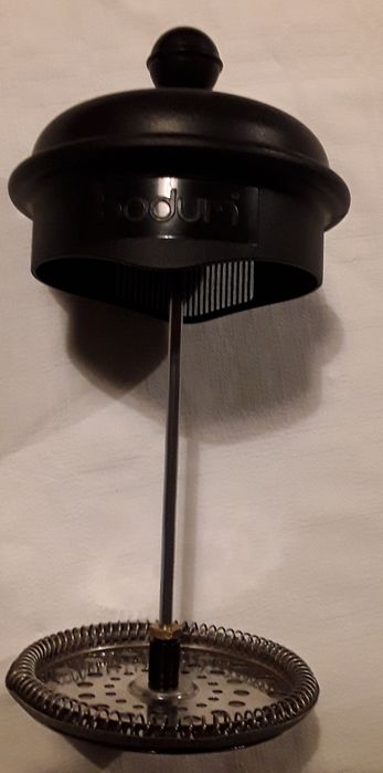 Cafeteira de pressão da marca Bodum SEM recipiente, para peças