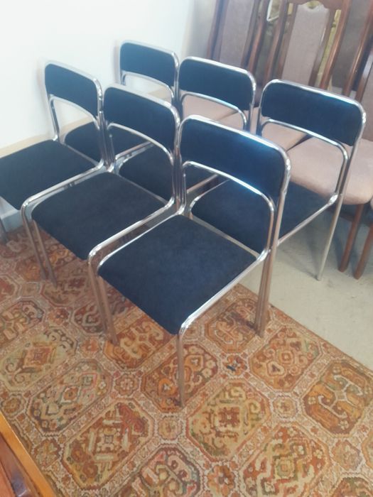 Krzesła 6 szt.lub więcej  65 złszt..