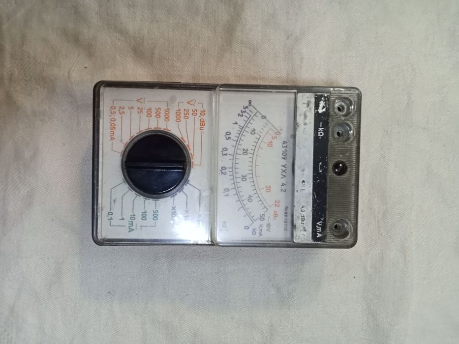 Комбінований електричний прибор тестер  43109 ,, Мультіметр