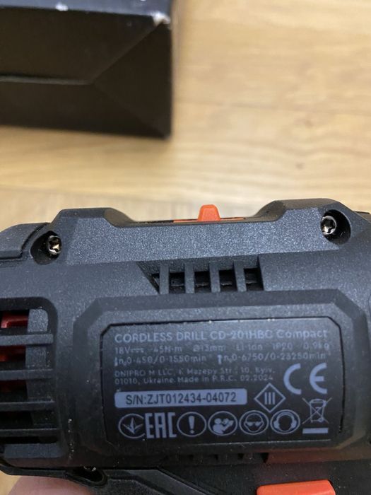 Шуруповерт Dnipro m CD-201HBS Compact