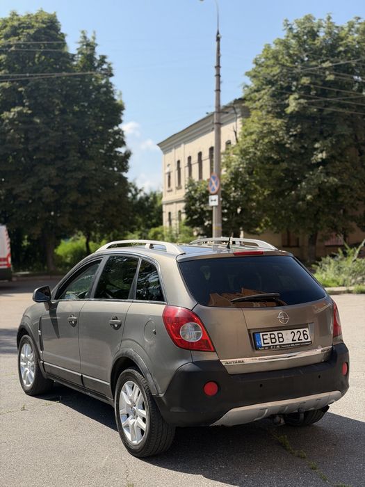 Opel Antara 2.0 дизель 2008Год
