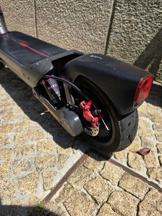 Trotinete Electric Scooter Segway Max G3