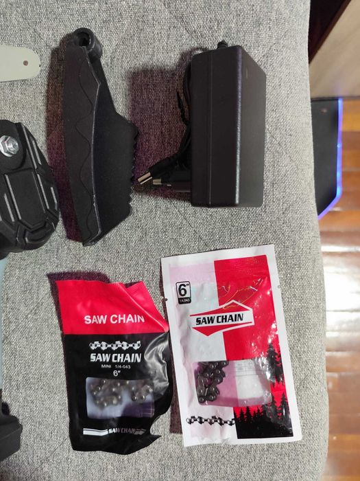 Mini Serra Elétrica