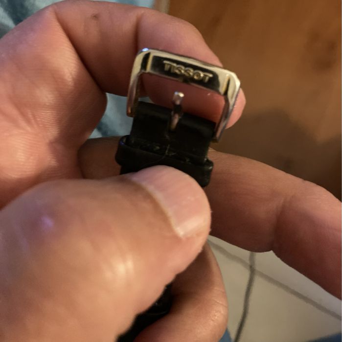 Fivelas de relogios antigas (tissot seiko yema festina e rymond weill)