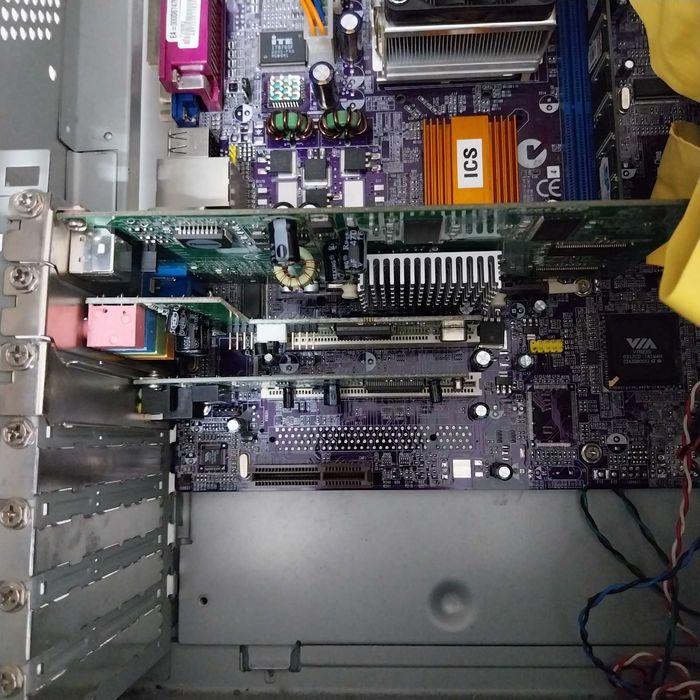 Retro komputer PC do starych gier pod Windows XP/Windows 98 AMD duron geforce4 zestaw komputerowy