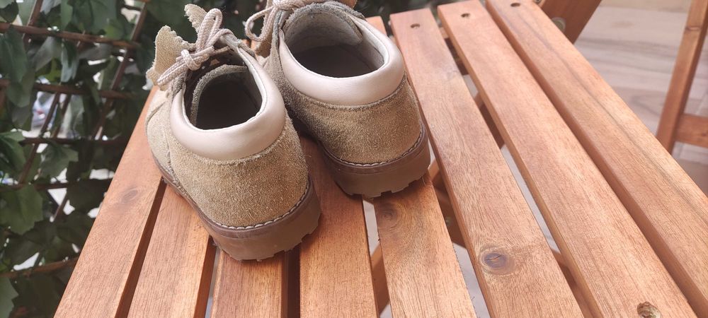 Sapatos criança 25