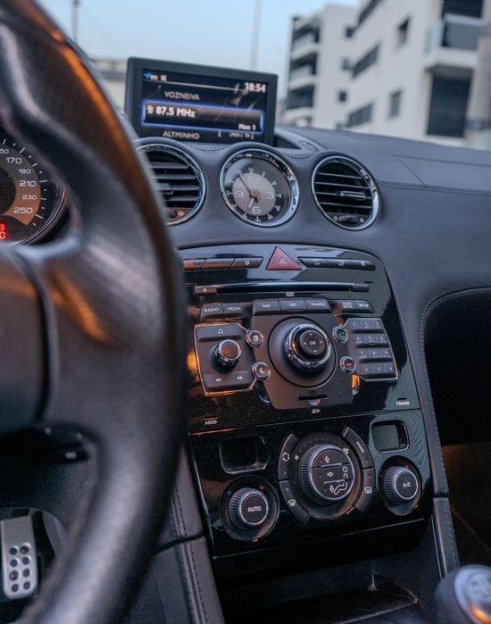 Peugeot RCZ – 200CV – Full Extras