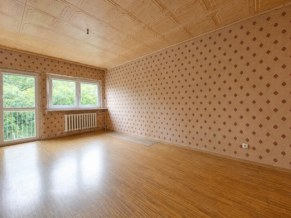 Teofilów | 45 m2 | Pełen rozkład | Do remontu | balkon