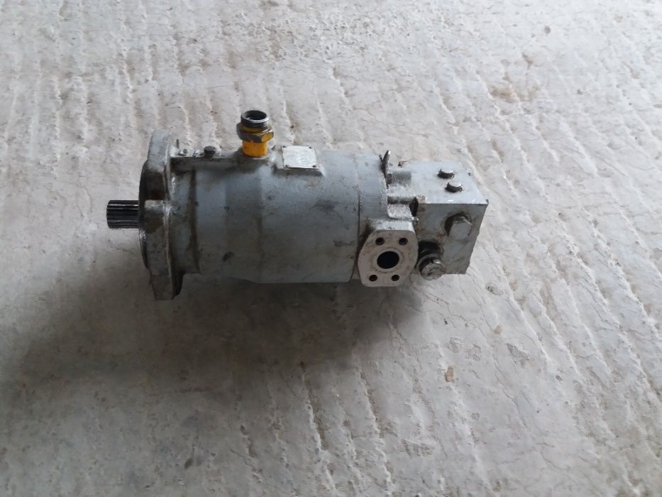 Hydromotor Jazdy SMF Silnik Hydrauliczny Koparka Koparko Ładowarka Fad