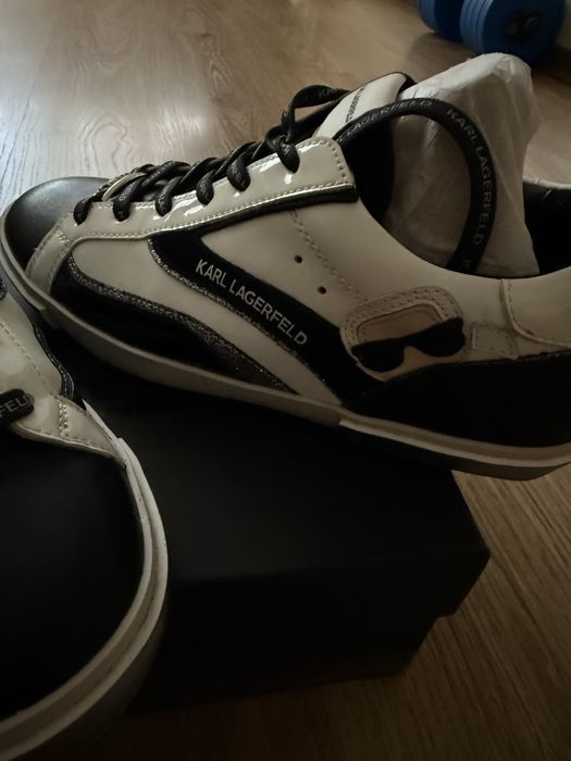 Karl Lagerfeld, Хорошее качество , кожа