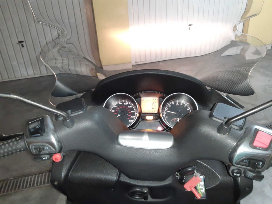 Piaggio MP3 400 de 2008 com 29900 Km