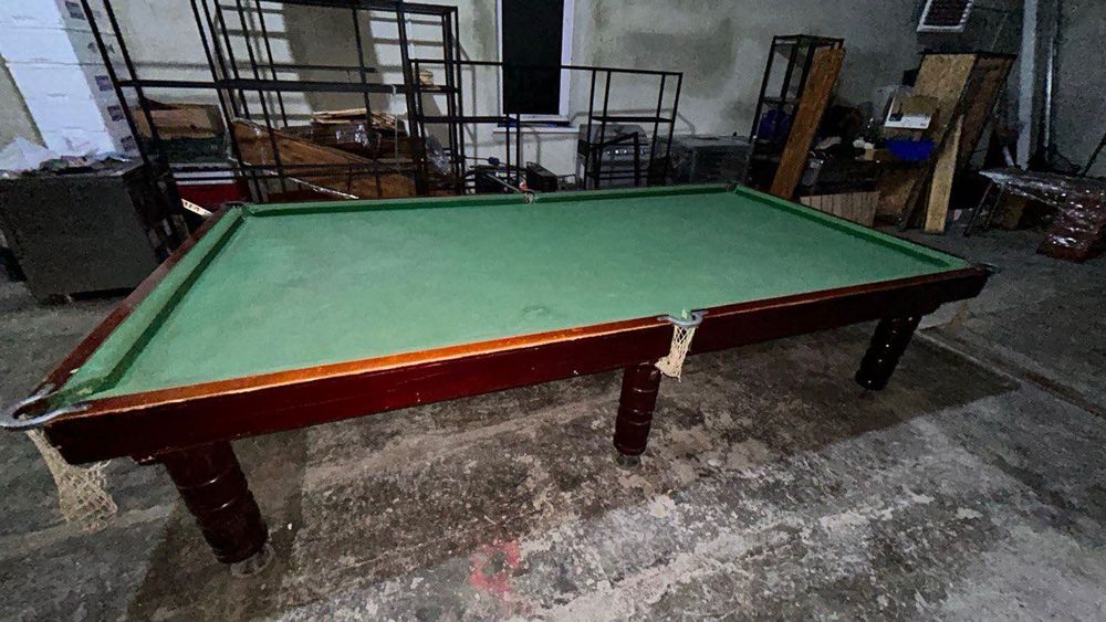 Продам більярдний стіл Піраміда