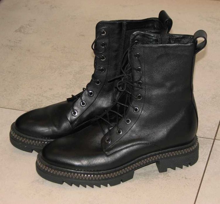 Buty  Carinii skóra naturalna r.39 j.nowe