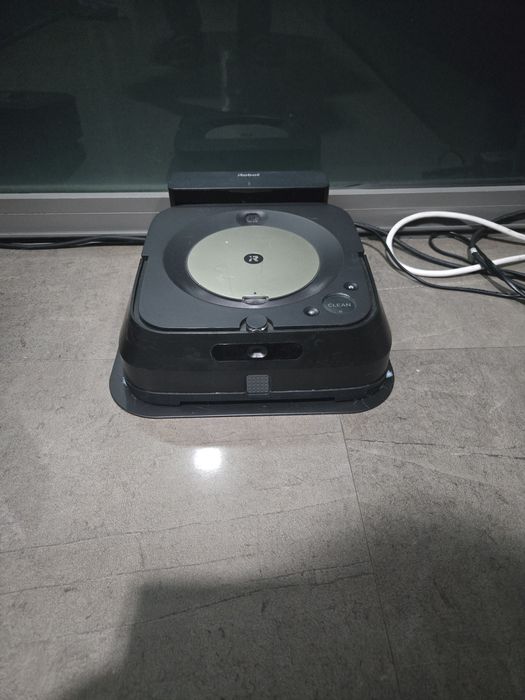 Conjunto : Irobot aspirador  + Roomba :  600 euros