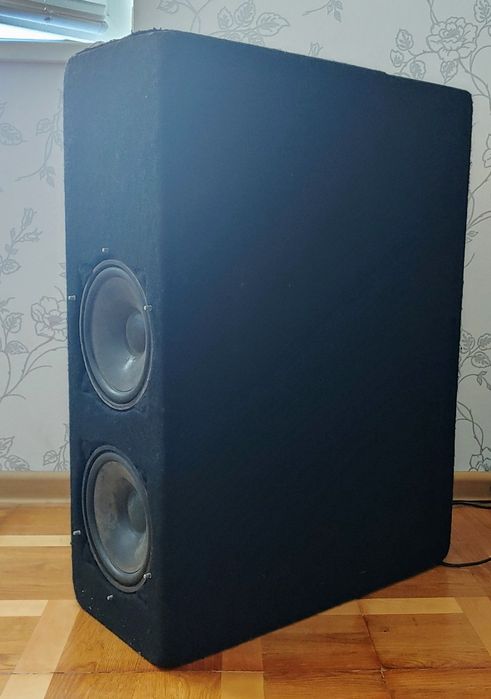 Сабвуфер чв 20 по 20 і 25см дуже потужний бас