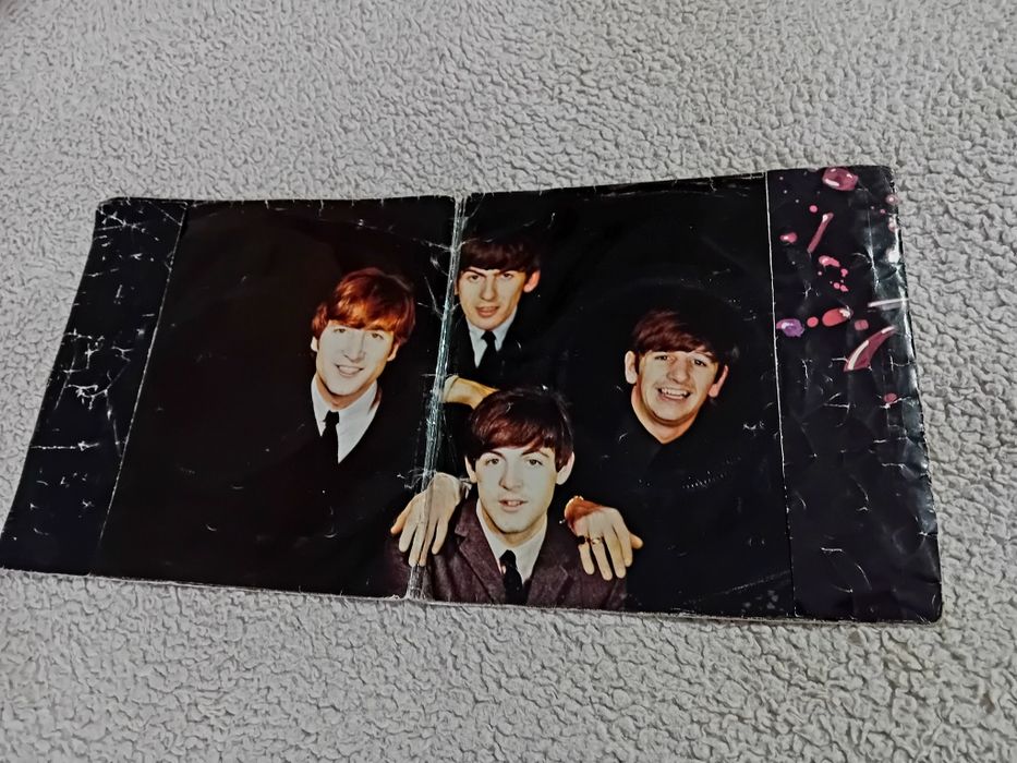 Plyty singlowe i 4 kasety The Beatles