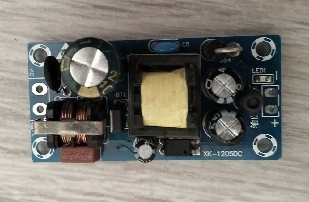 Импульсный блок питания 5 V, 2 A, 10 W