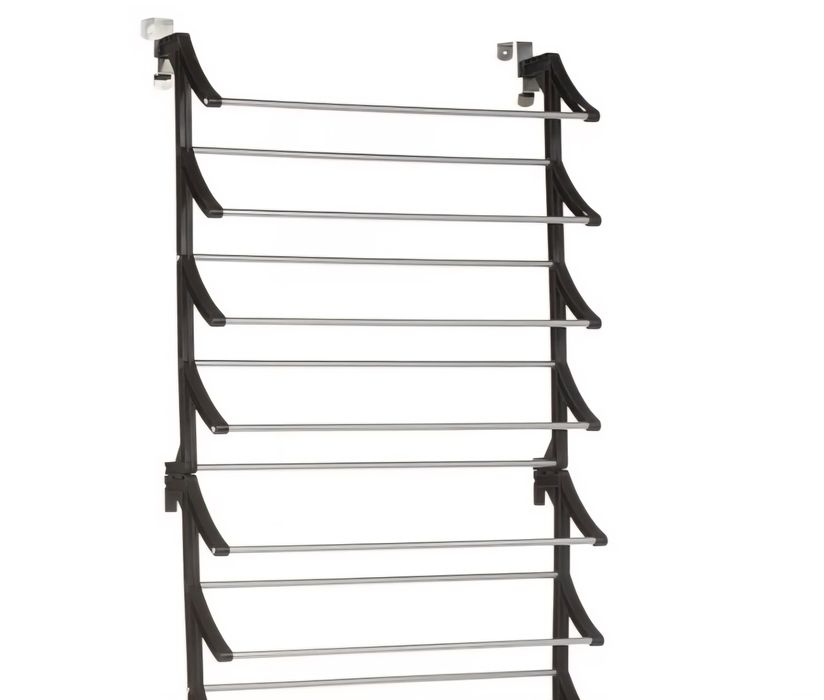 Sapateireira para tras de porta nova