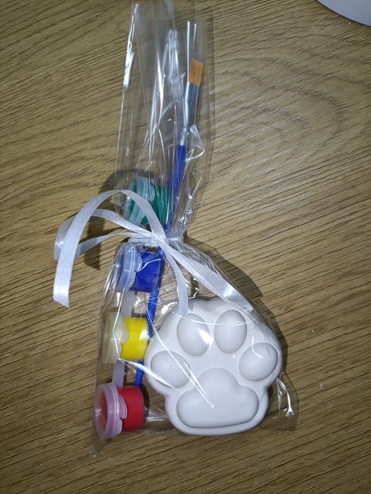 Подарунки дітям до Свята Весни до Великодня  від іменника