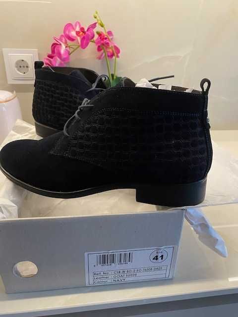 Derbies subidos (botas)