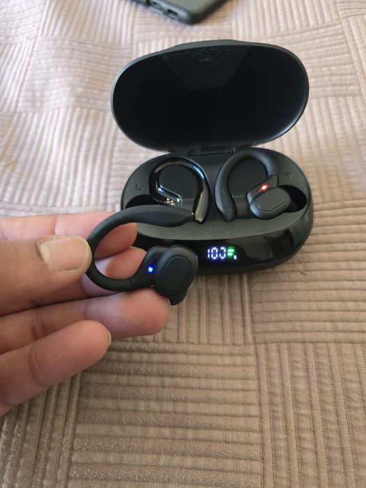 Auriculares esportivo com tradutor integrado
