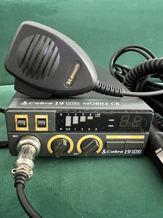 Radio samochodowe CB