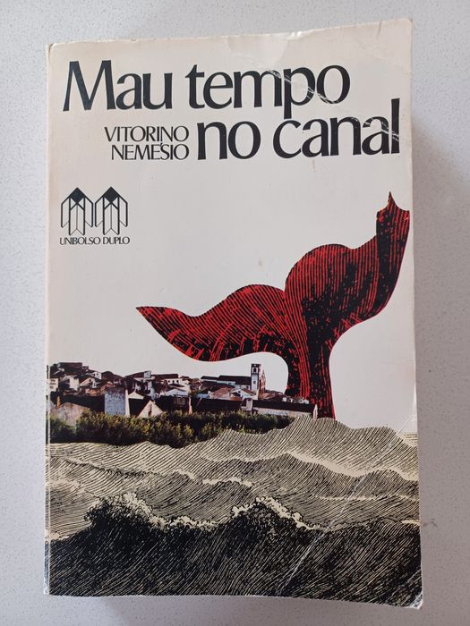 Livro Mau Tempo no Canal - Vitorino Nemésio