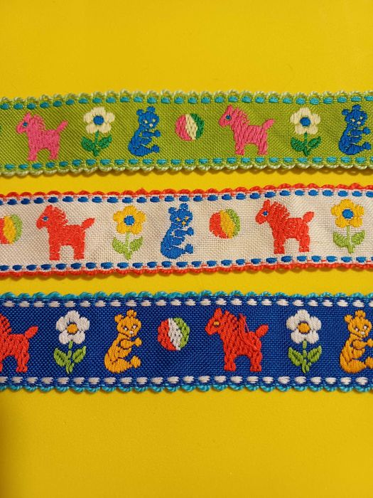 Rendas e Aplicações ( a metro)