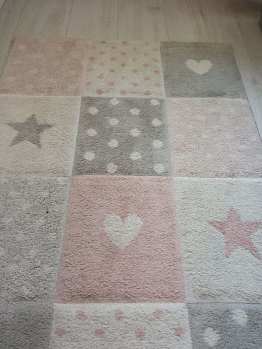Dywan, dywanik różowy