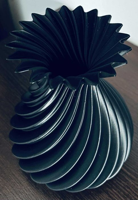 Designerski wazon 3D